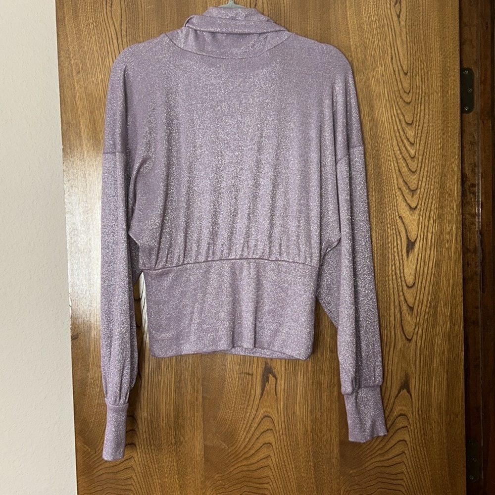 Free People Cowl Neck Shimmering Purple Long Sleeve Blouse size Small - Picture 11 of 14